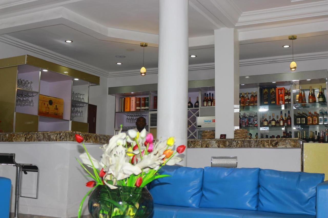 Bon Hotel Port Harcourt At La Kings Buitenkant foto